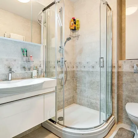 Happy Historic Center, Self Check-in, Ac, Parking In The Undergrnd Garage, Apartment *