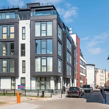 Apartment Happy Historic Center, Self Check-in, Ac, Parking In The Undergrnd Garage, *