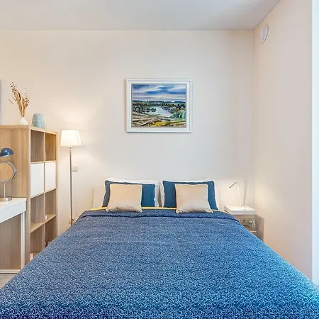 Apartment Happy Historic Center, Self Check-in, Ac, Parking In The Undergrnd Garage,