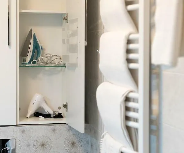 Happy Historic Center, Self Check-in, Ac, Parking In The Undergrnd Garage, *