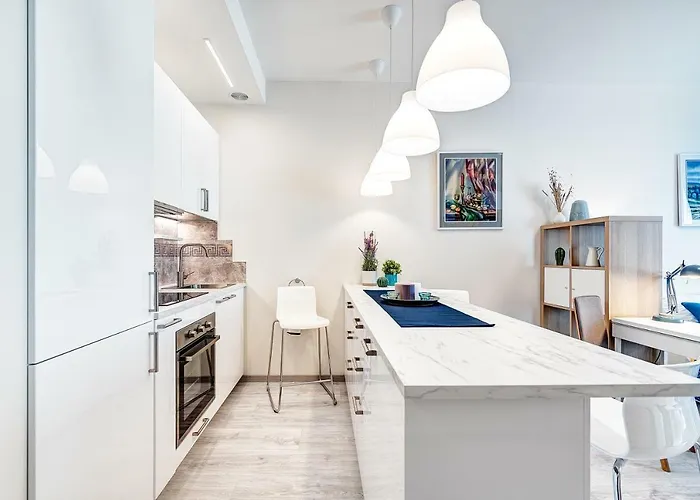 Happy Historic Center, Self Check-in, Ac, Parking In The Undergrnd Garage, Vilnius